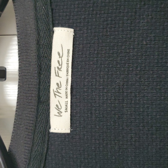 Free People We The Free Mikah Notch Neck Top/Black Combo - Picture 7 of 16